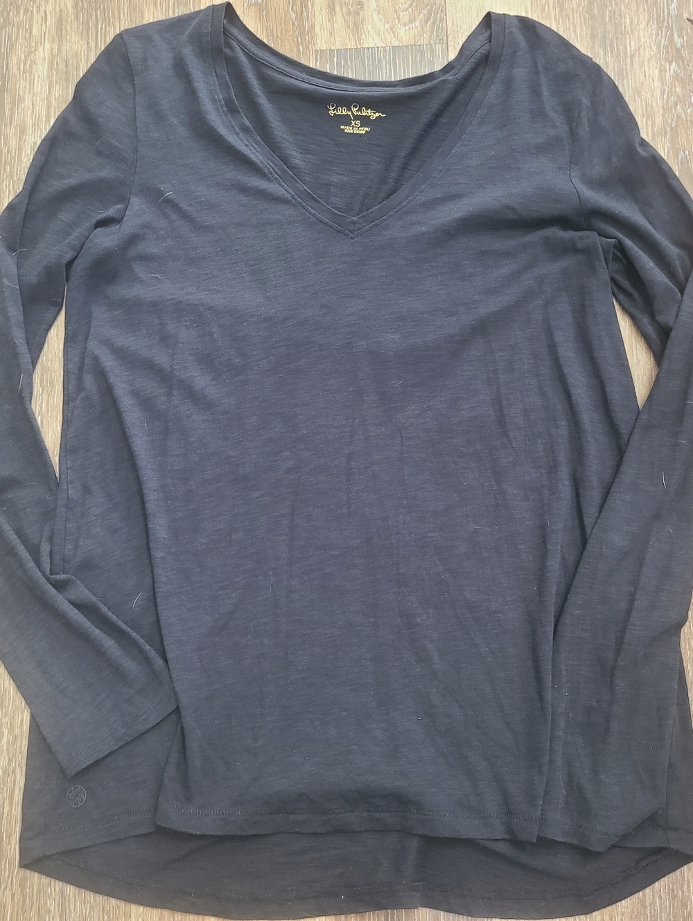 Lilly Pulitzer V-Neck Long Sleeved Top Womens Size  Xtra Small